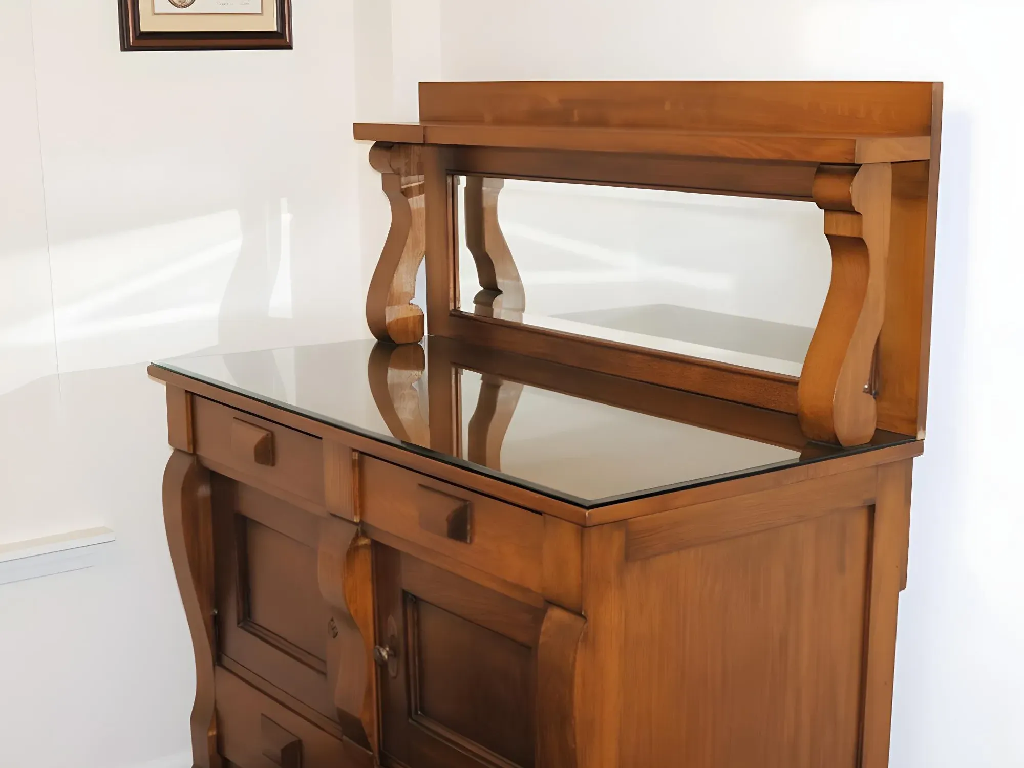 Reviving Antique Furniture A Beveled Mirror Transformation Story_Furniture_02.webp